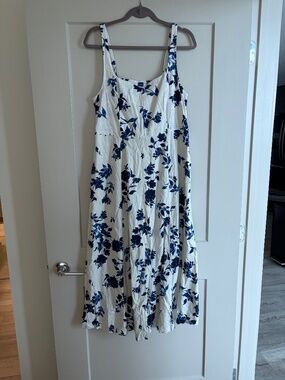 Old Navy floral dress